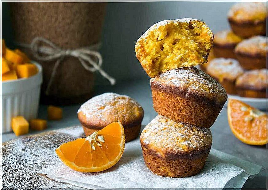 2 recipes for fluffy orange muffins