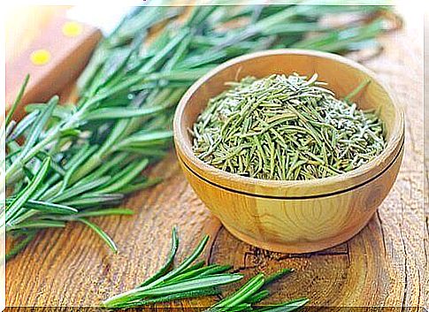 Use rosemary against lice