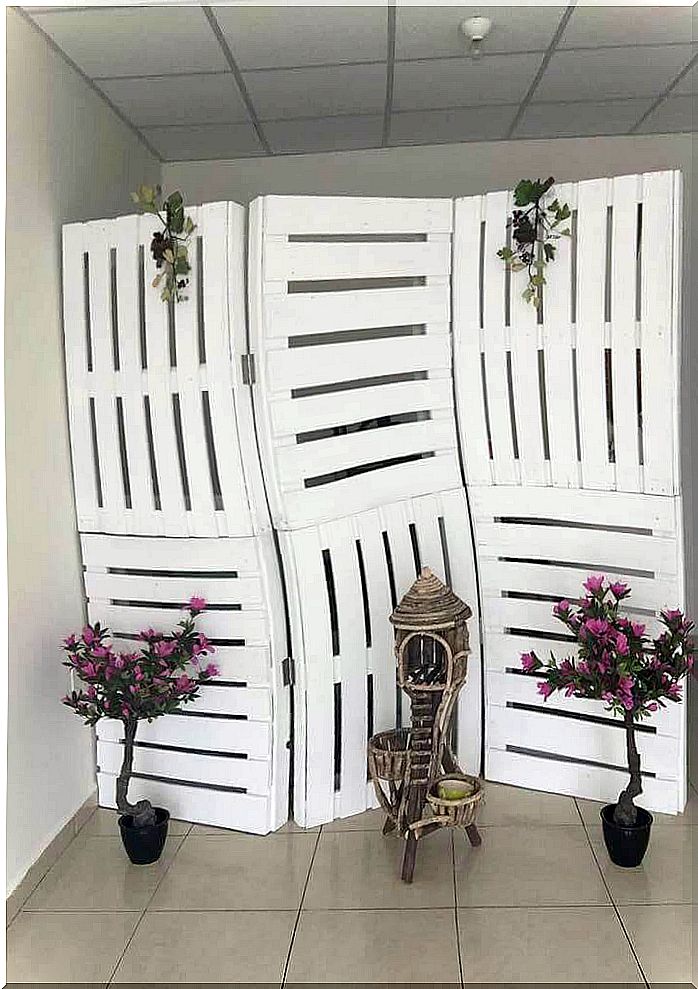 Recycled room divider