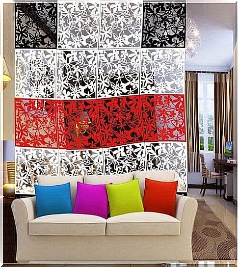 Asian style room divider