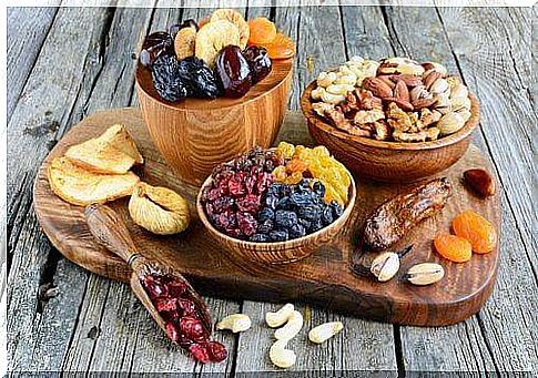 Dried fruits and nuts contain fiber