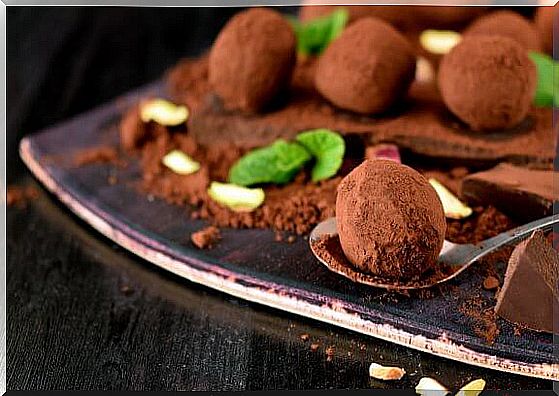 Make your own fine chocolate truffles