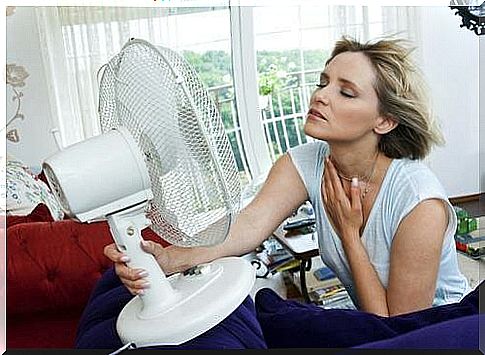 Menopause: How To Combat Hot Flashes