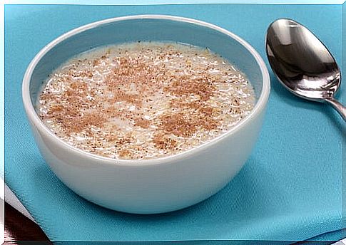 Porridge with cinnamon