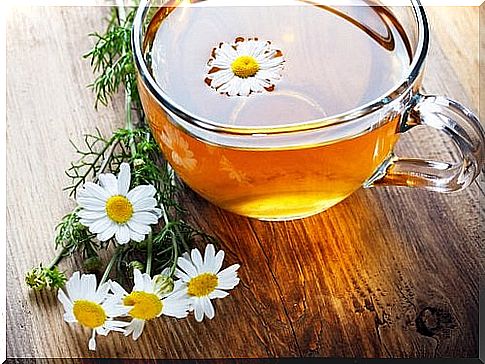 Chamomile tea against tension headache