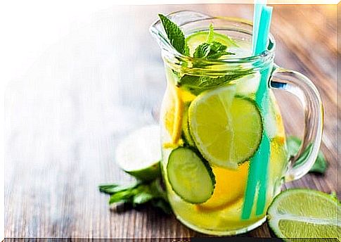 Stimulate the metabolism with cucumber, lemon and orange