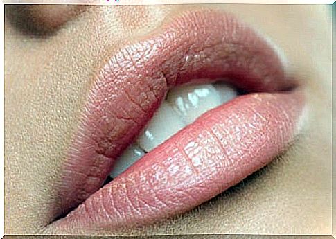 The best natural remedies for dry lips