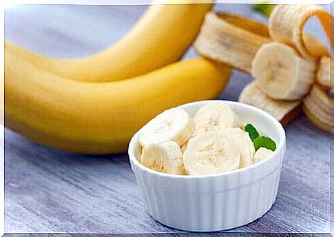 Healthy Bananas - These foods burn belly fat.